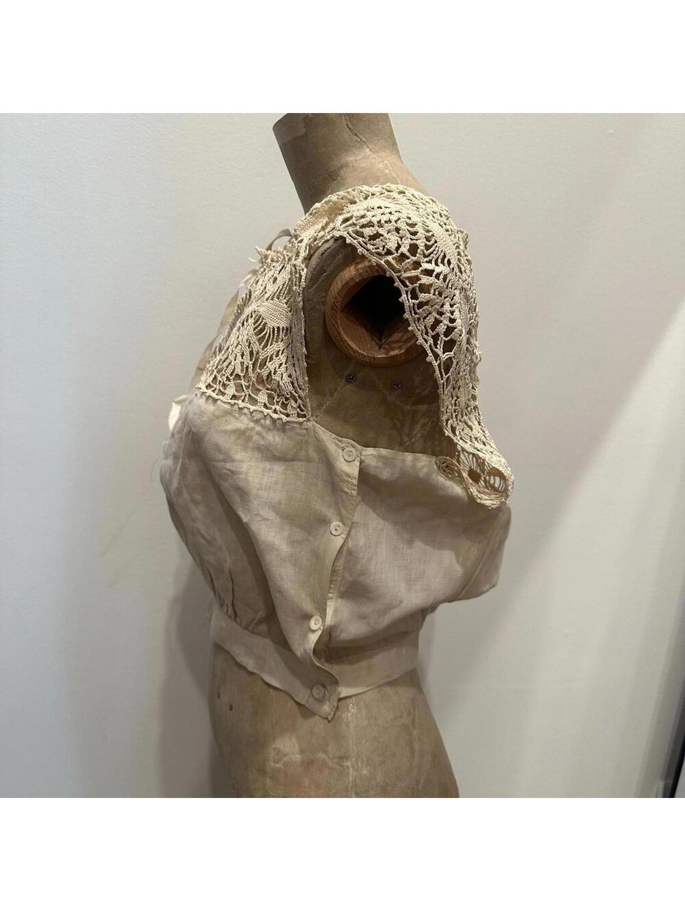 Vintage Edwardian Crochet Lace and Linen Blouse - Picture 3 of 5